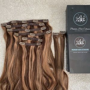 24” Zala Clip-in hair extensions - Snickers Highlights